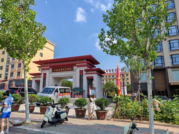 凡资配 风暴眼丨寻找释延鲁：十年前举报释永信的他，如今去哪了？